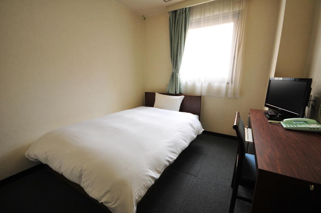 Hotel Green City Sendai Exteriör bild
